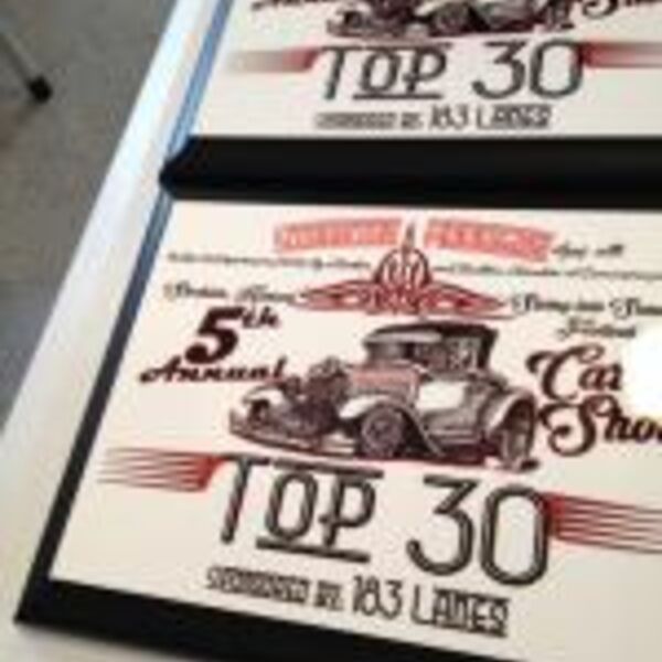 Custom 7" x 9" Black Plaque (Horizontal) Low Minimum 1 Thumbnail